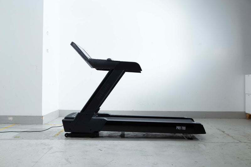 Indlæs billede i Gallery Viewer, TITAN LIFE Treadmill T90 PRO
